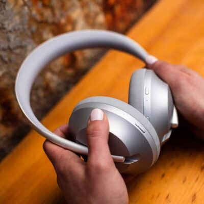 Noise-canceling headphones 8